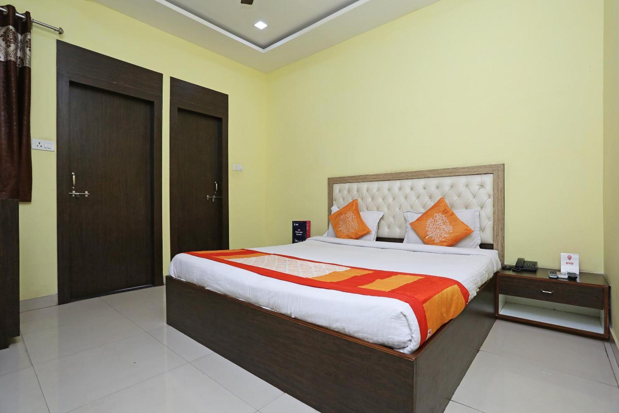 Collection O Hotel Pearl Raipur  Exterior photo